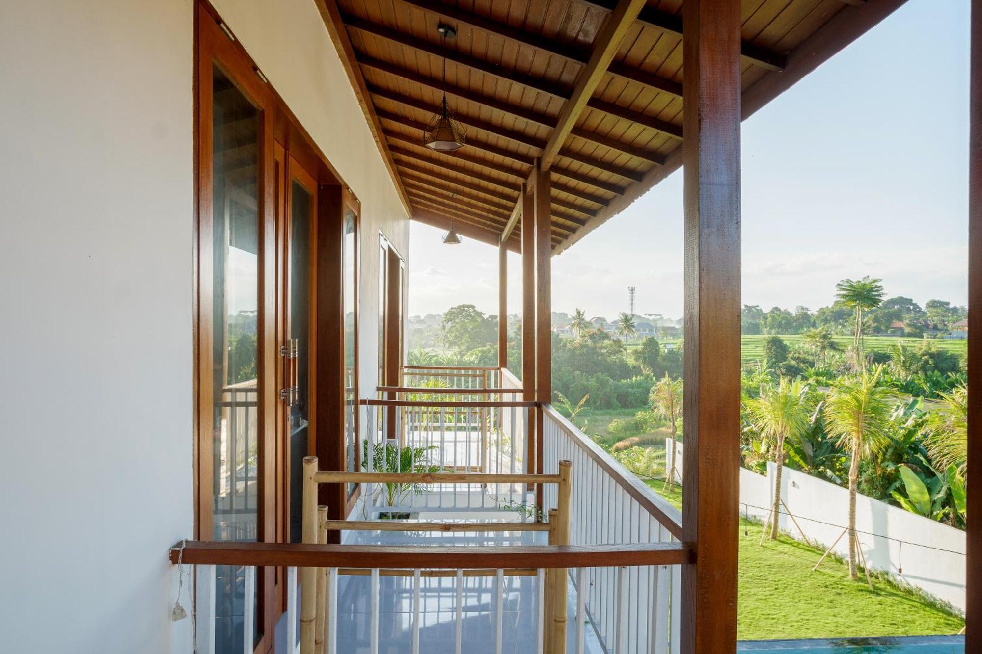 Eden Guest House Canggu Exterior photo